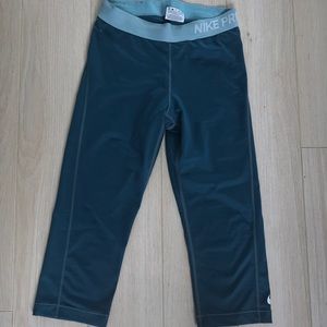 Nike Capri dry-fit workout pants